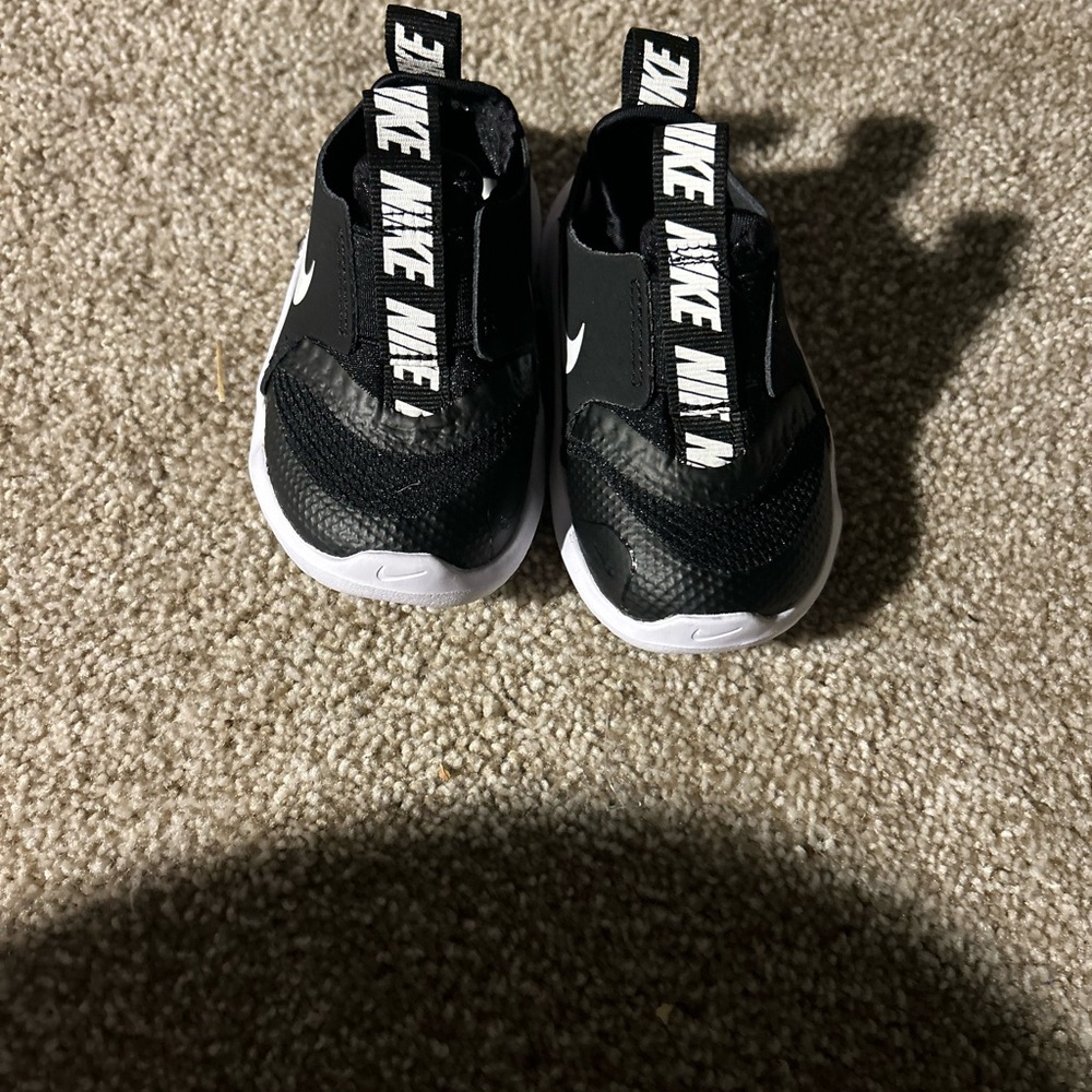Nike Kids Black and White Slip-On Sneakers